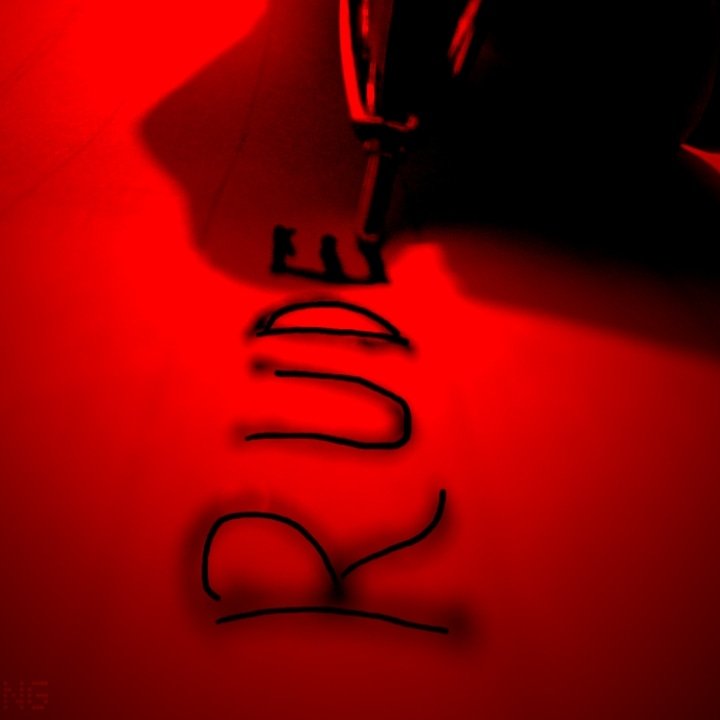 _RudeBoy16's tweet photo. I got a bad handwriting ! ☠ https://t.co/8444F5voGo