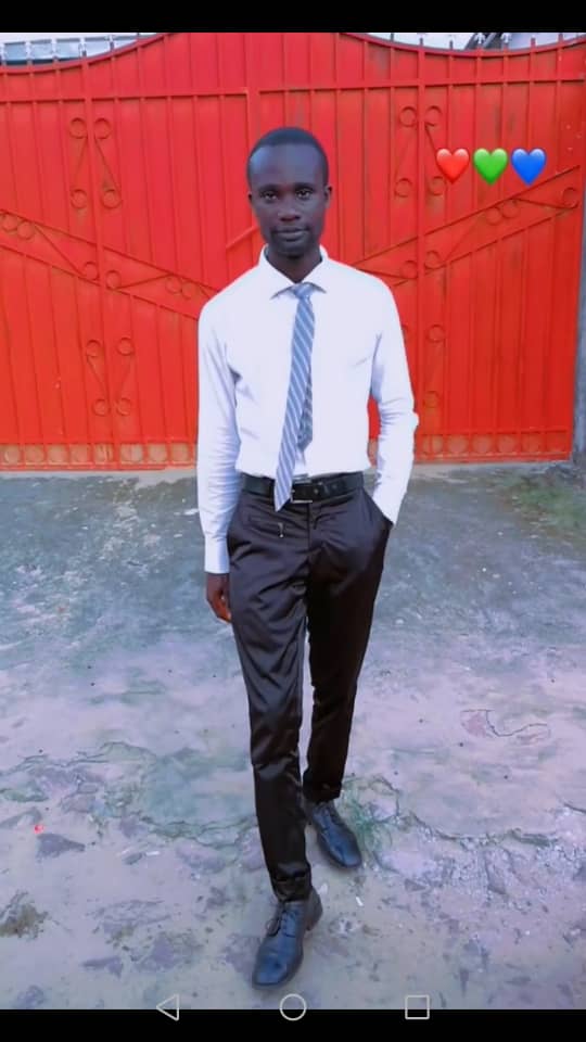 MoukouriNassim's tweet photo. Le bonheur ne dépend pas des biens matériels , mais de l'amour des gents qui vous entourent et du bonheur que vous ressentez d'être en vie ! https://t.co/dtMgSkM7VW