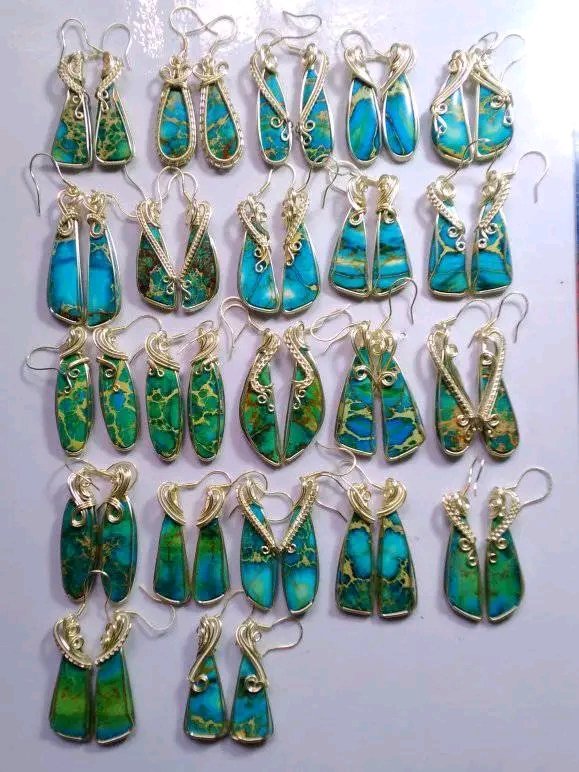 Hatuttceria1's tweet photo. available for sale blue sediment earrings 
#jewelry #jewelryaddict #jewelsblue #earing https://t.co/7GaCoyhTol