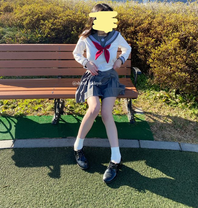 こっちの制服も可愛いくないですか🐰💕 まだいろんな制服着てみたい！ https://t.co/u9918SOycl<a href="/tag/%E3%82%B3%E3%82%B9%E3%83%97%E3%83%AC"class="tags"><span>#コスプレ</span></a><a href="/tag/rt%E3%81%8A%E9%A1%98%E3%81%84%E3%81%97%E3%81%BE%E3%81%99"class="tags"><span>#rtお願いします</span></a>