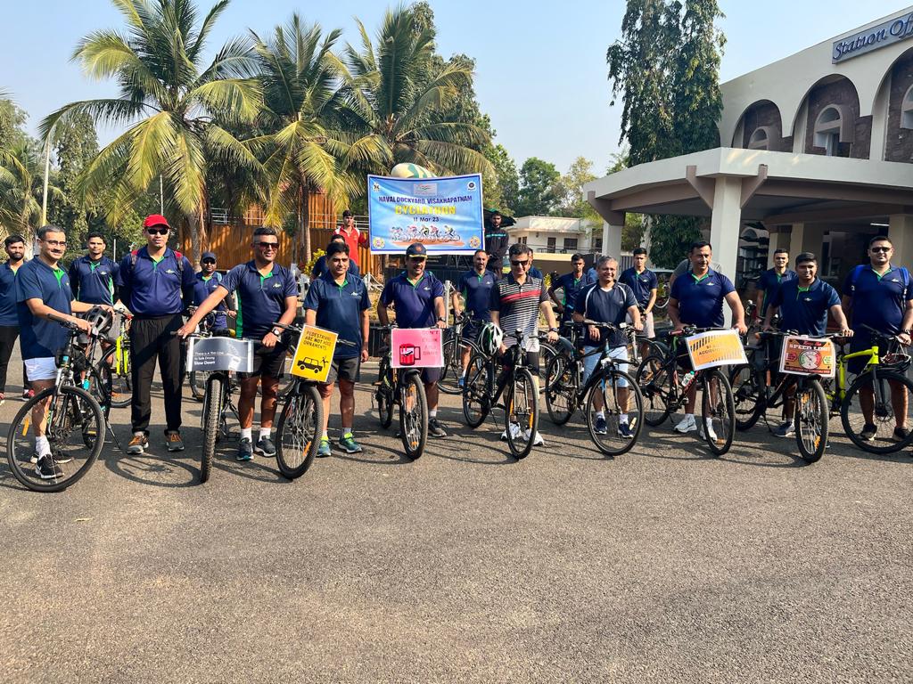 #Cyclathon promoting #Safety
As part of National #SafetyWeek Celebrations, a group of officers from #NavalDockyard, #Visakhapatnam, led by RAdm Sanjay Sadhu, ASD  embarked on a #Cyclathon today to spread awareness about #RoadSafety. @indiannavy @IndiannavyMedia @PRO_Vizag.