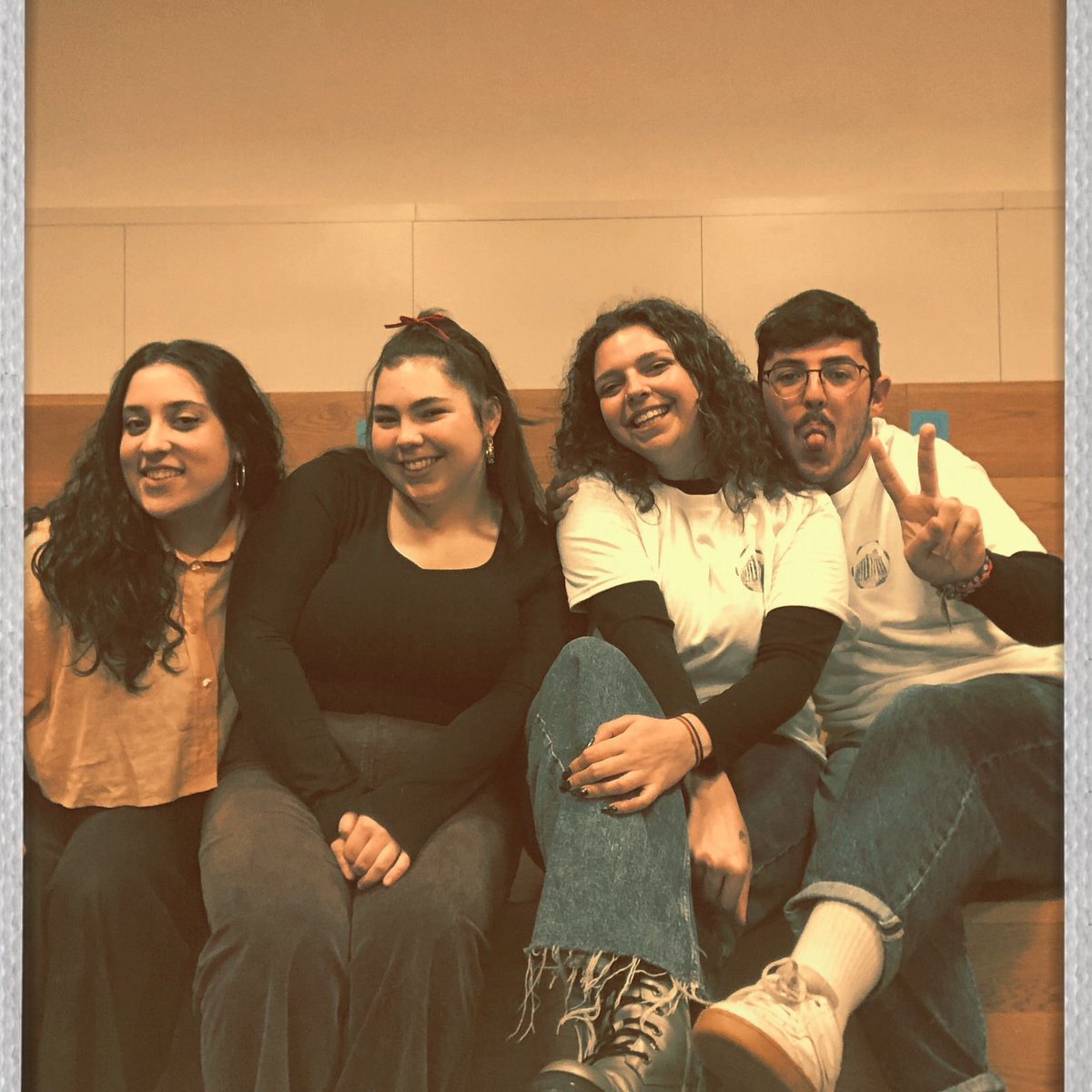 sobre gardar e esquecer co Faiado Podcast 
hoxe ás 16:00h💛🤠