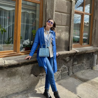tugceceozgur's tweet photo. #YeniProfilResmi https://t.co/9KQ3KBGIU3