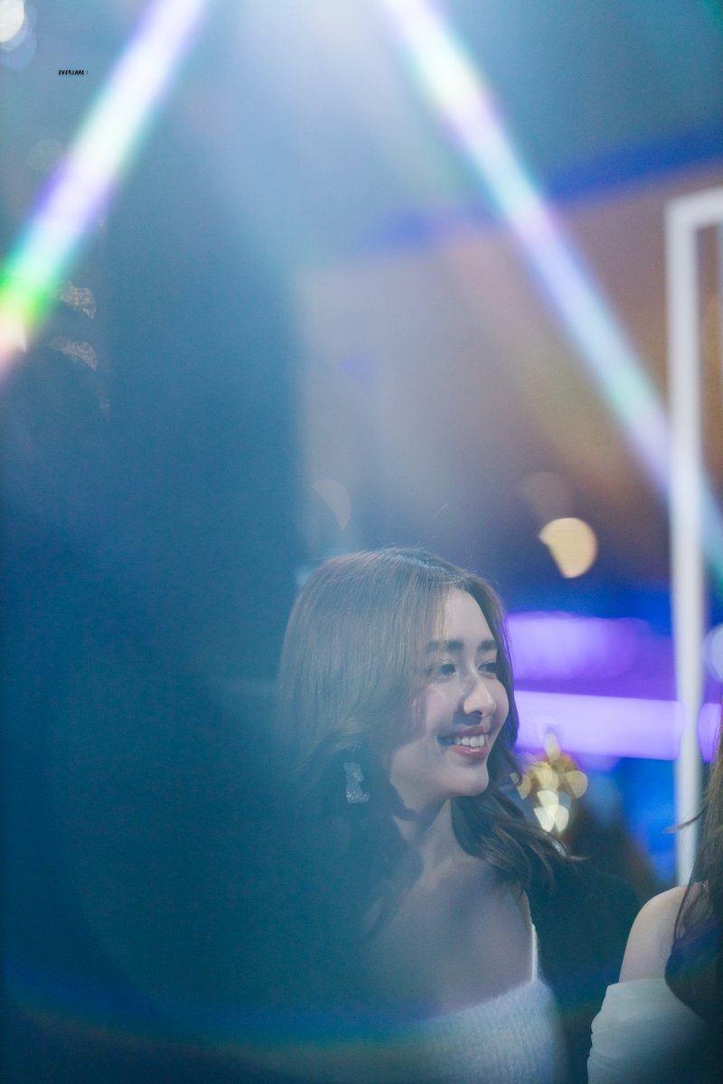everjane_'s tweet photo. 🖤
#JaneKunjiranut 3 https://t.co/1mNy1RXSl5