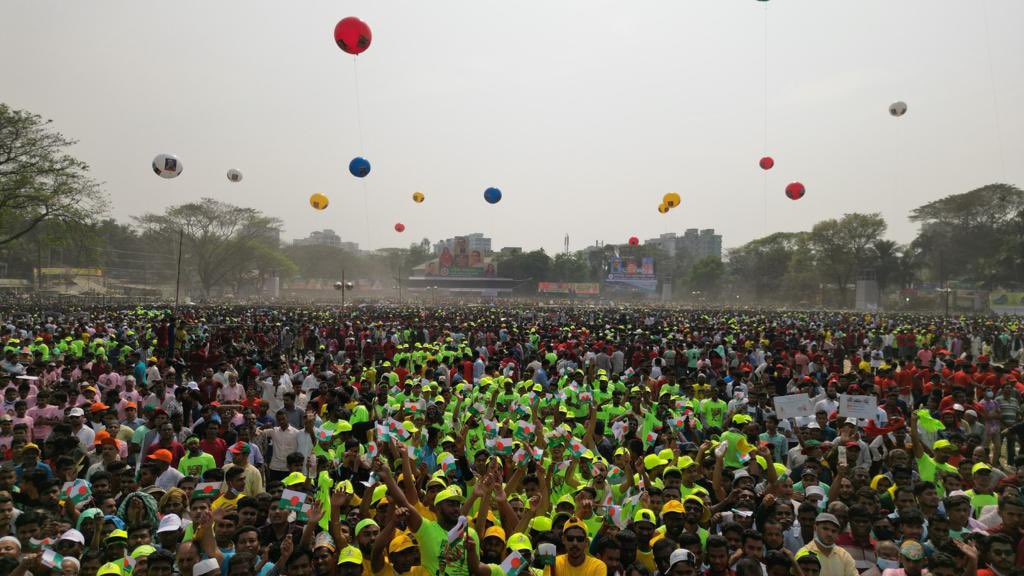 President of Bangladesh #AwamiLeague and daughter of #Bangabandhu HPM #SheikhHasina addressed a public meeting at the historic Circuit House grounds in Mymensingh today afternoon. Hundreds of thousands of activists from across the division joined the rally. #Bangladesh