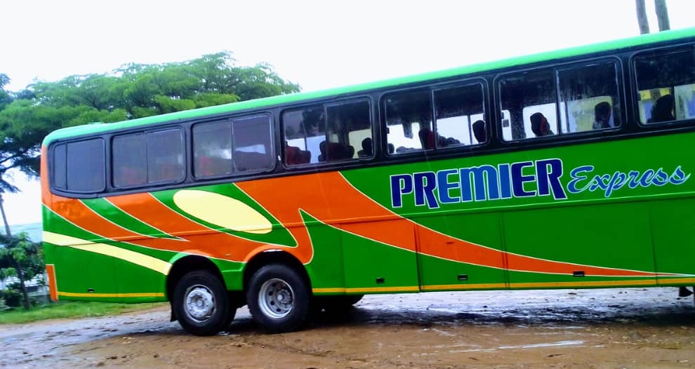 TBoundBuses's tweet photo. #PremierExpress chini ya usimamizi wa @Yusufhudaya4gm1 https://t.co/3yViNguPmO