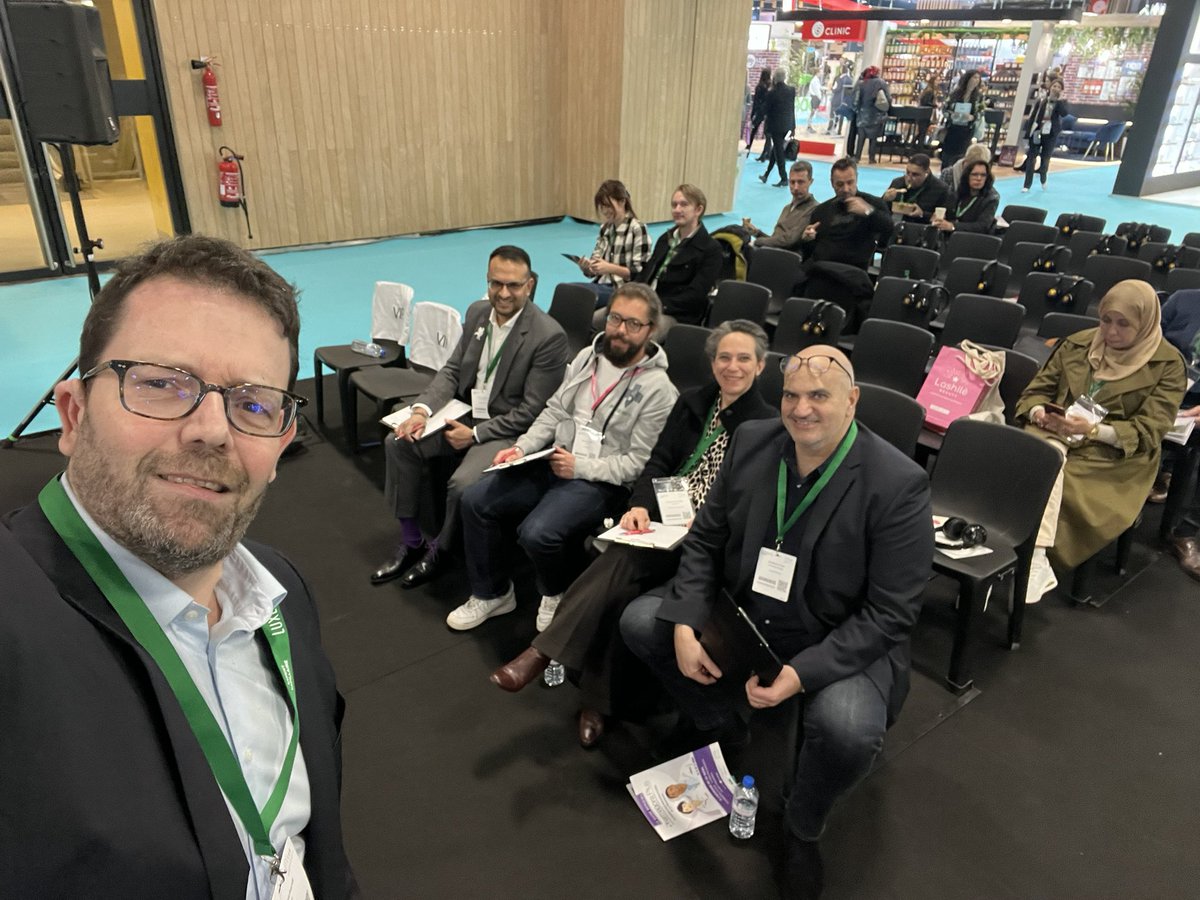 À <a href="/PharmagoraPlus/">PharmagoraPlus</a> ce samedi pour assister en tant que jury aux pitchs des startup qui innovent en pharmacie 
#esante #pharmacie #innovation