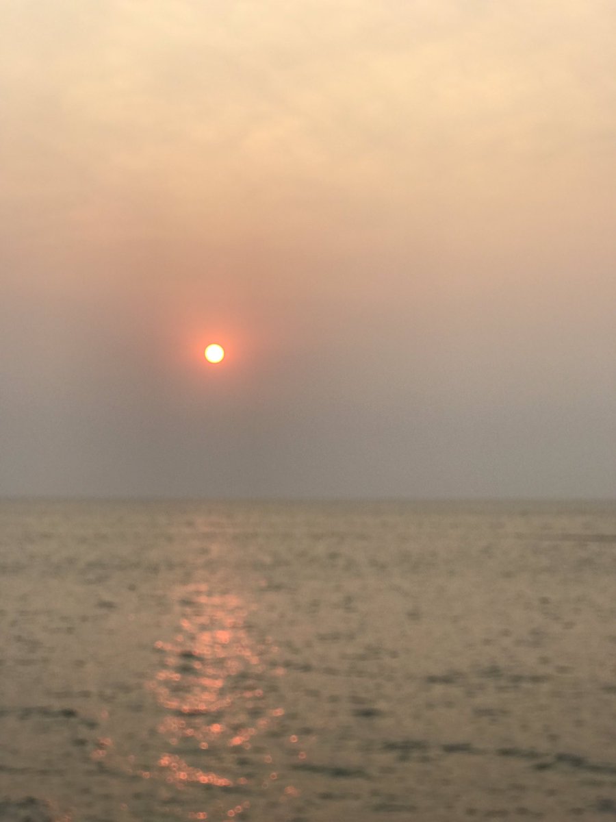 kunalkkolapkar's tweet photo. #mumbaimerijan  #metime https://t.co/4BSj2CBNxp
