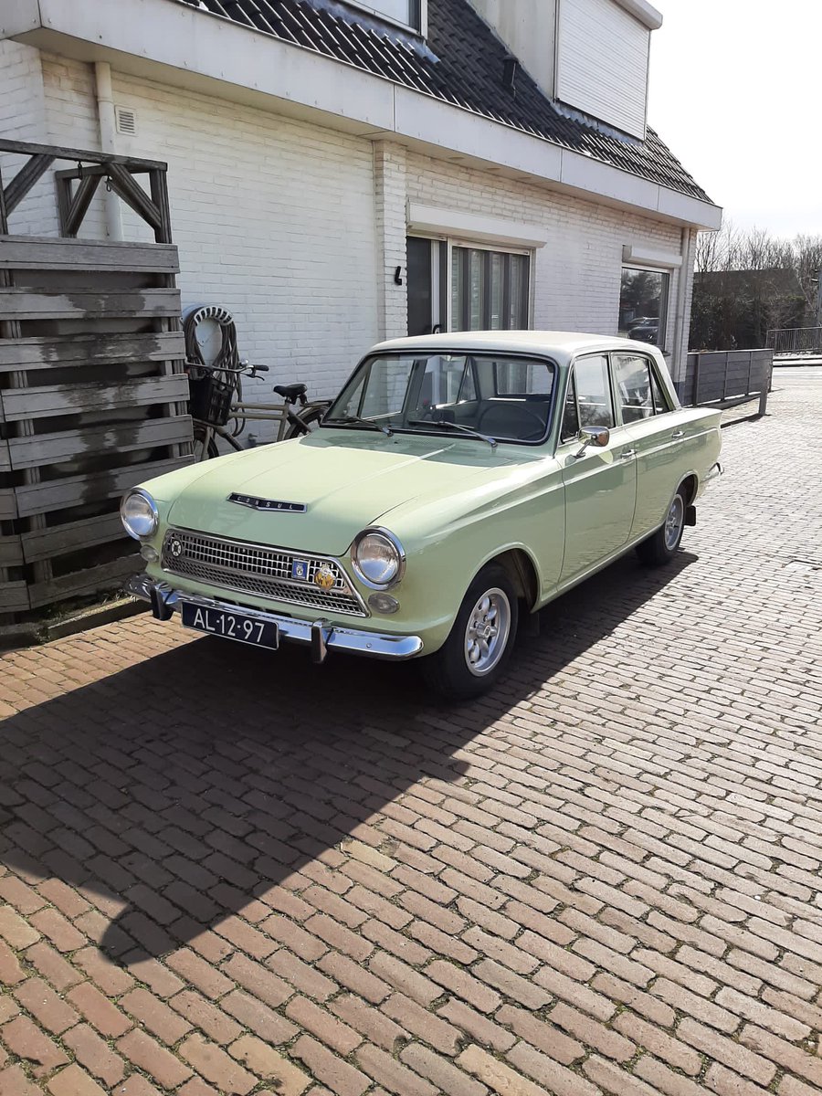 engelsefordclub's tweet photo. Lekker weer bij technisch dag in Leimuiden bij vakgarage Tinga https://t.co/nq1RVOVPU0