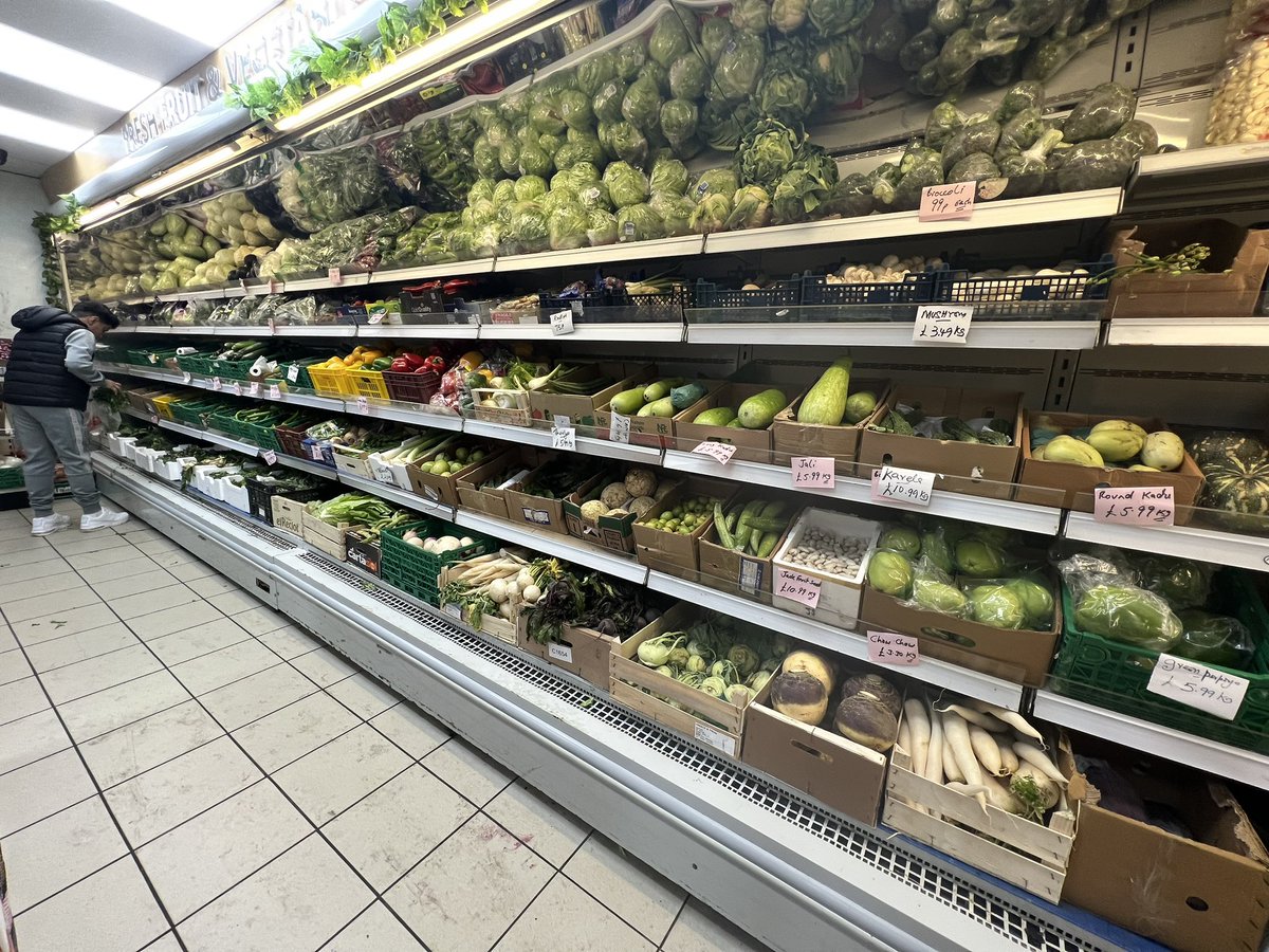 mrsjoannegrey's tweet image. Vegan bake club becoming vegan brunch club before a quick pit stop to Newcastle Superstore to stock up on the unexpected 😊 #kitchenexperiments