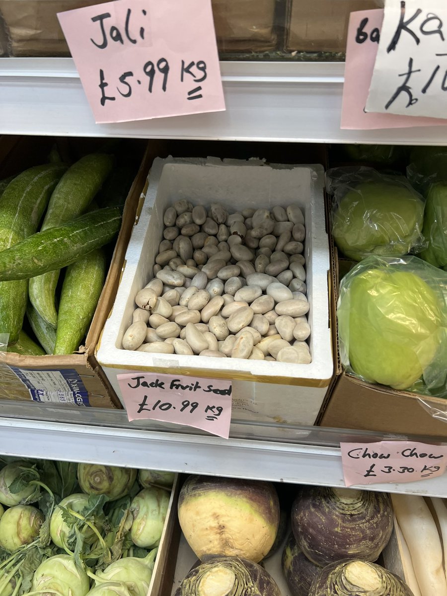 mrsjoannegrey's tweet image. Vegan bake club becoming vegan brunch club before a quick pit stop to Newcastle Superstore to stock up on the unexpected 😊 #kitchenexperiments