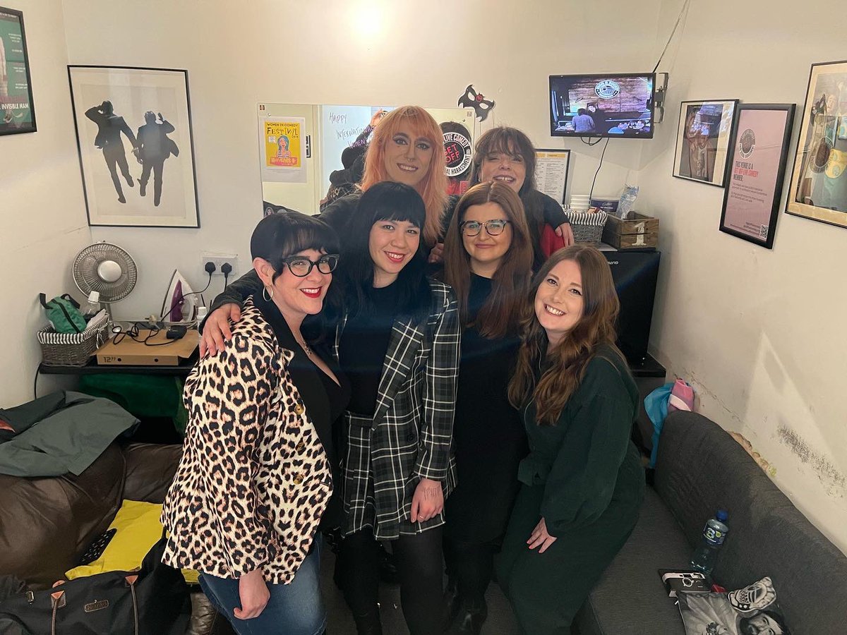 teganmarlow_'s tweet photo. On Wednesday night, @thealexstringer @Daisyearlcomedy and I launched Femmes &amp; Thems at the iconic @frogandbucket - the place was rammed, excellent vibes, all the acts smashed it, and it was just… magical 😭😭thank you so much to everyone who came - we go again on 9th May! 💖 https://t.co/Ubr7XU3s2R