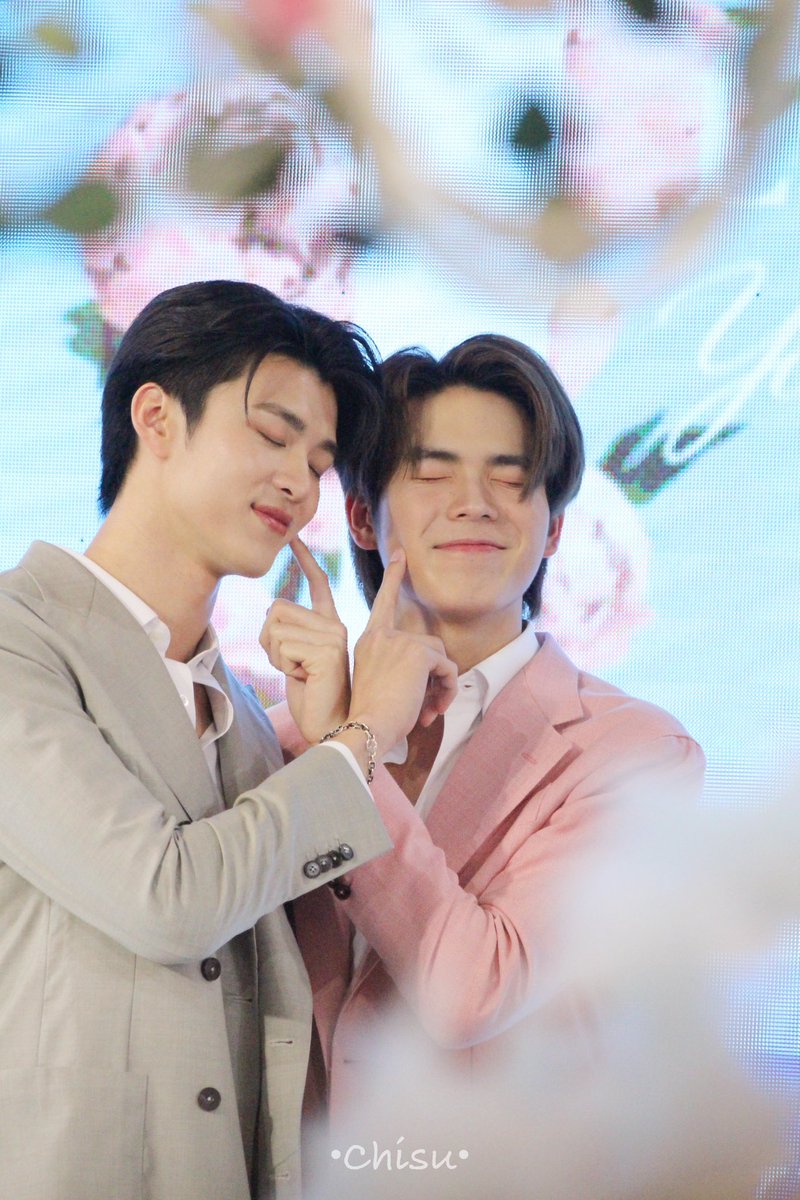 nutty_chisu's tweet photo. น่าร๊ากกกกกก🥰🤏🏻🤏🏻
#DestinyXMeenPing 
#Meennicha8 #pingkittanun 
#Area86 https://t.co/zbeGS2lfvC