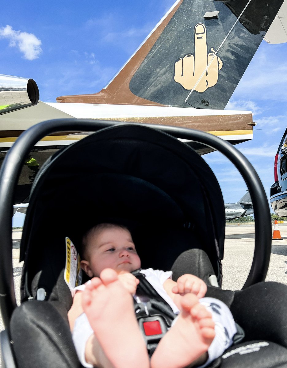 Ryders first flight! ✈️ 🤘🏽🤠