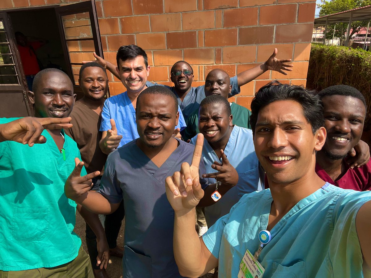 Currently on a global health elective in Kigali, Rwanda working with the Anesthesia Residents of CHUK (Teaching Hospital of Rwanda). Teaching them Point of Care Ultrasound has been a refreshing appreciation for engaged students of medicine. #globalanesthesia #POCUS #anestheisa