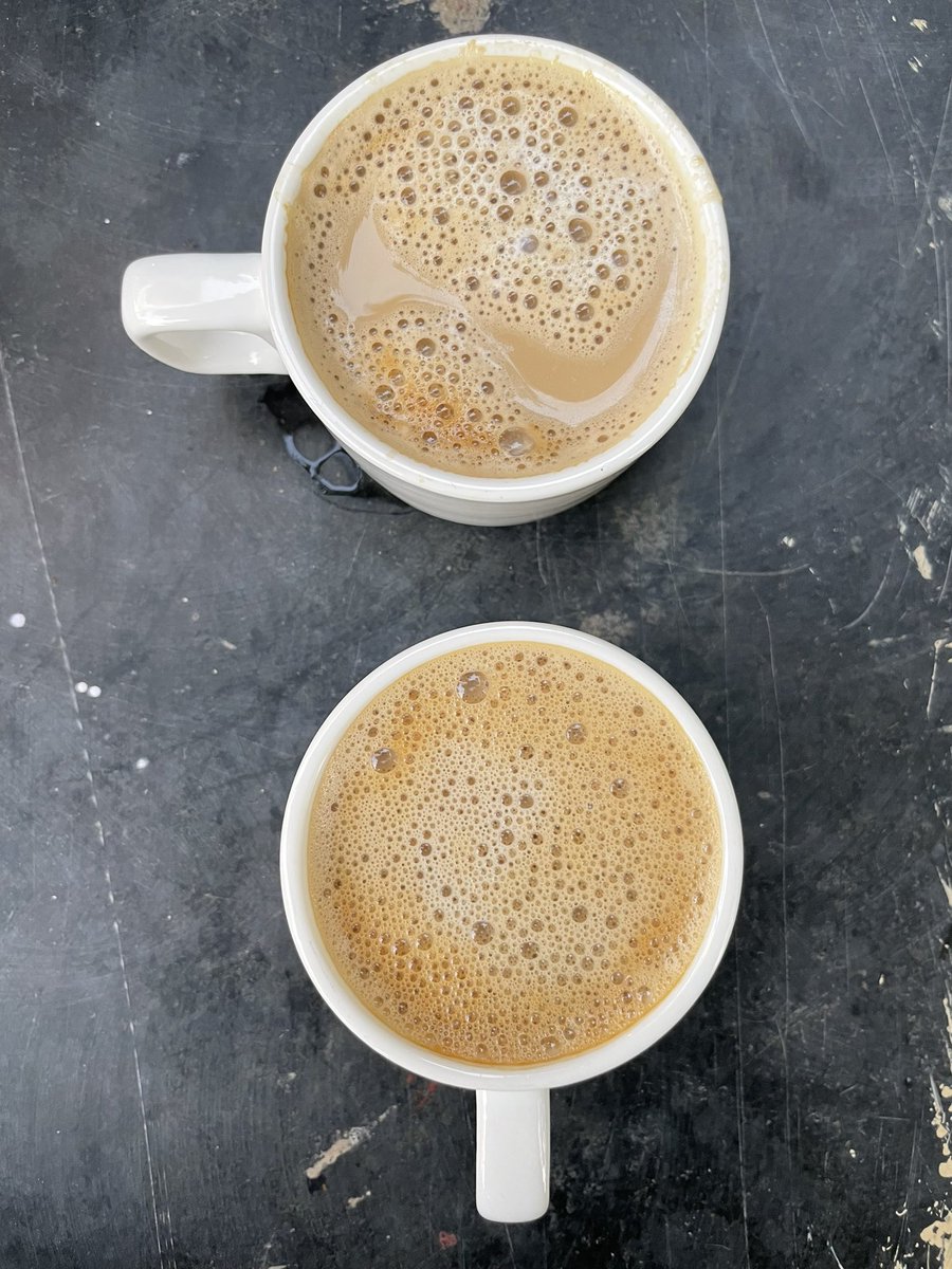 ktgbhat07's tweet photo. Filter Coffee @ Cafe Ellennvee, Jayanagar 5th Block (near Shalini Grounds)
with @ShanubhogrU
#filtercoffee #Bengaluru https://t.co/tWjnZxCuLW