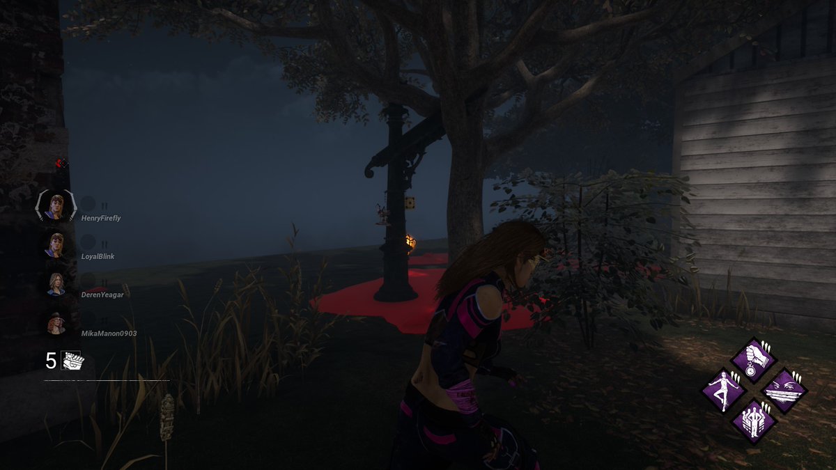 HenryFirefly's tweet photo. @DeadByBHVR i think somethings wrong with Haddonfield its a bit spacious https://t.co/IHNBD0TpFN