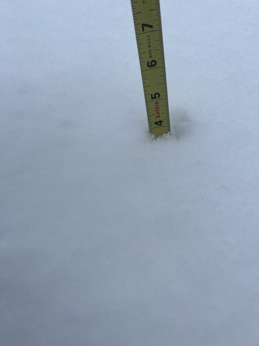 25_joshwhite's tweet photo. 4” in Goshen @ryanhanrahan @DarrenSweeney @_RachaelTV @RachelFrank_CT https://t.co/KApPJnnllw