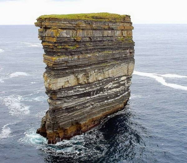 MAstronomers's tweet photo. 350 Million years in a single picture https://t.co/0ebkWqOi8e