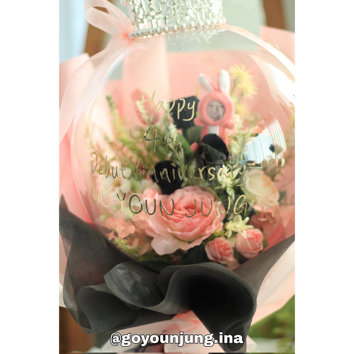 SanAlexTwitt's tweet photo. Gift for celebrating actress Go Youn Jung's 4th Debut Anniversary ��💓

Beautifully arranged by goyounjung.ina (instagram) and seonmulhada (instagram) ✨

We did it! Thank you to all fans that have participated together! Let's keep supporting Queen Go Youn Jung together ❤️❤️❤️ https://t.co/aZbsT8wpMv