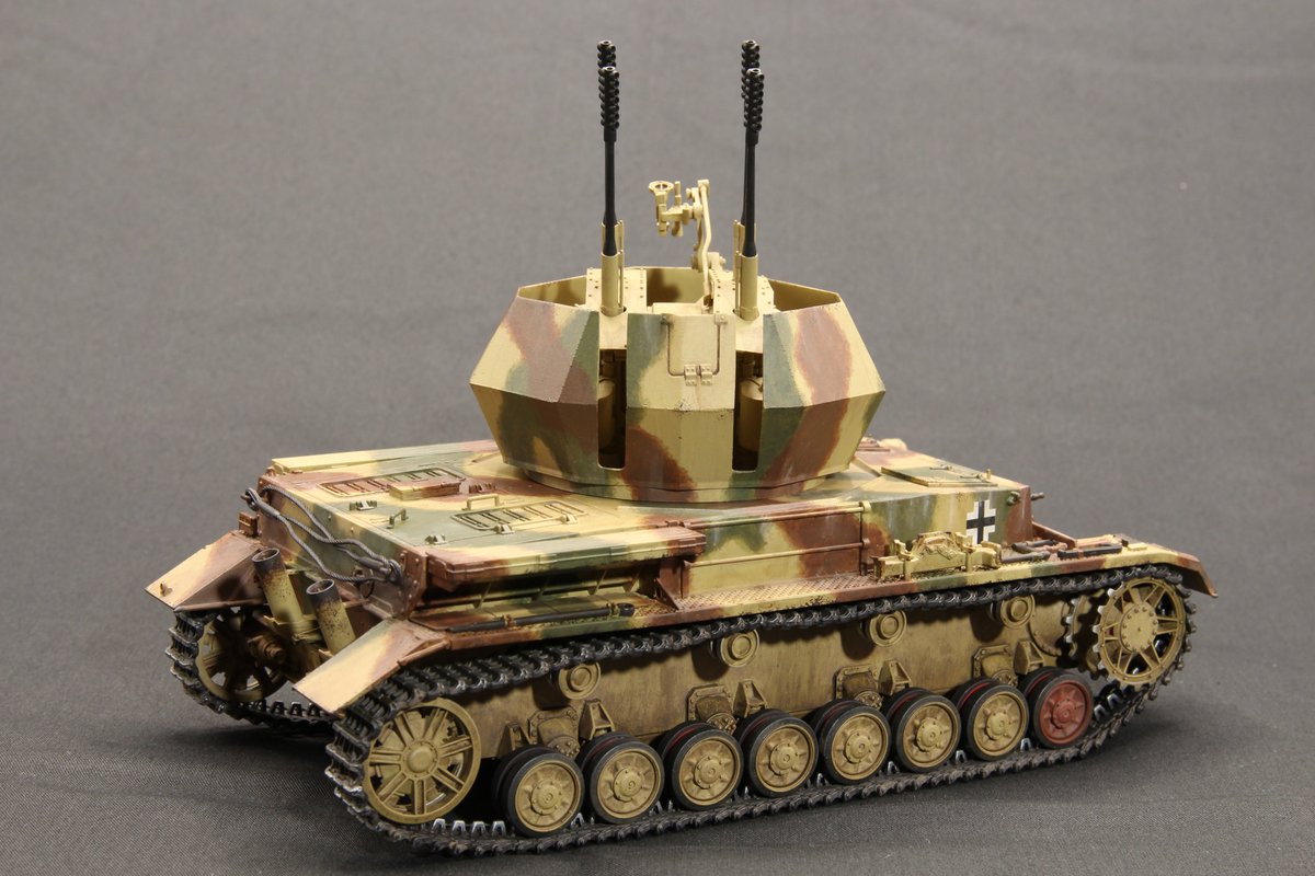 タミヤベース 1/35 FlakpanzerⅣ Zerstörer45　完成

製作中止してたタミヤⅣ号J型に、タミヤヴィルベルヴィントとダス・ヴェルクの103/38の３コイチで製作

ヴィルベルヴィントに3cm Flakvierling103／38を搭載した車両で、１両のみ試作されたと伝えられています