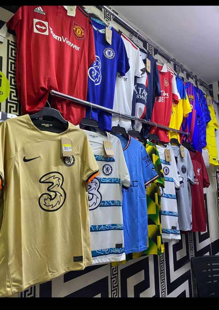gameof_brands's tweet photo. Get your favorite team's jersey.Retro and current season at affordable prices. https://t.co/KqDKTjJqYh