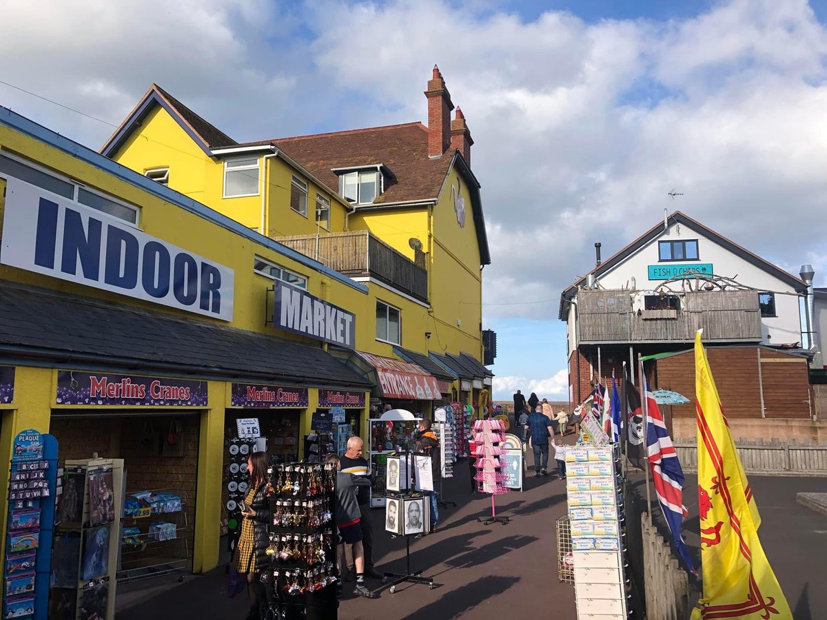 VisitMinehead's tweet photo. Yes it’s cold, but we have just the place to go for warm and thermal clothing; Merlins Indoor Market Minehead.
Find them on The Esplanade and inside you’ll find an array of gloves, hats, shoes, gifts and more, including Minehead rock.
#visitminehead #shopinminehead #market https://t.co/zzbr8eeH27