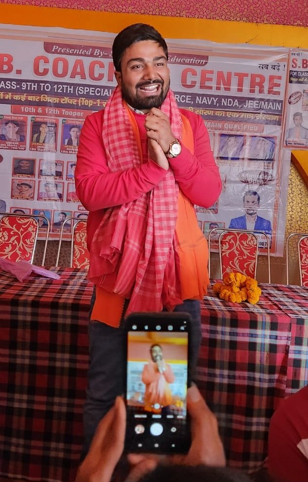 Sachinsir28's tweet photo. I am always stand with you sir
#ISupportManishKasyap 
@ManishKashyap43 
@SachTakNo1 https://t.co/NxuXlsG4qI