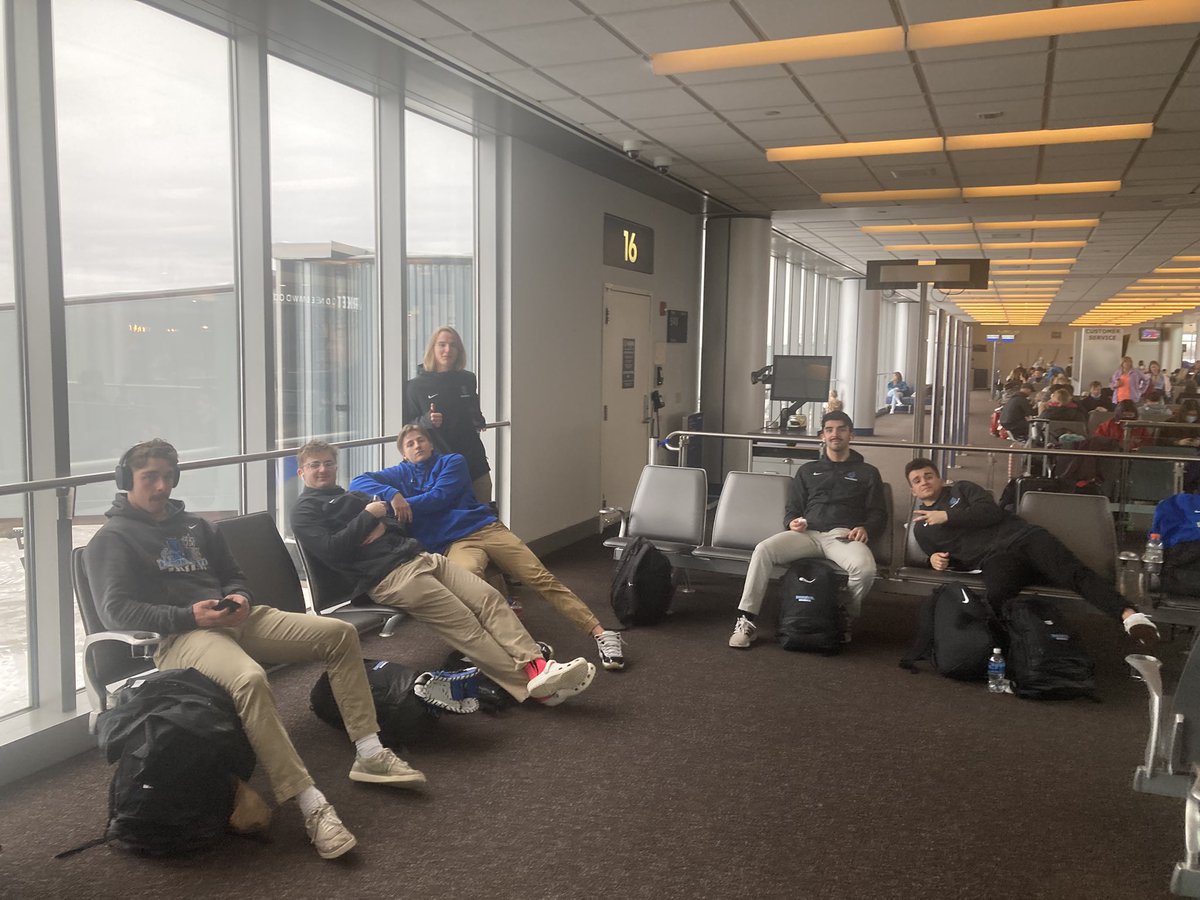 FredSt_Baseball's tweet photo. Wheels up to Sunny Florida.  Let’s play 10!☀️⚾️ https://t.co/3XvCd49PF4