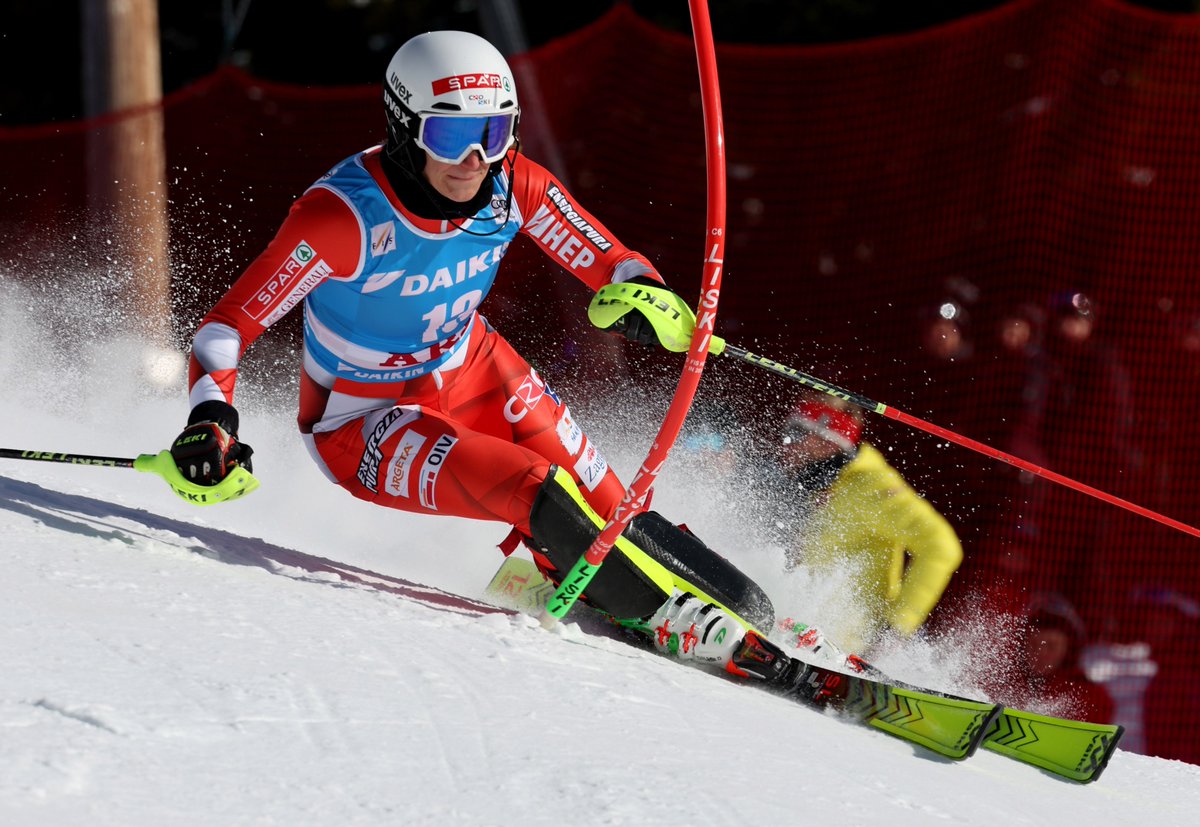 Great second run for the final 8th place at <a href="/WorldCupAre/">World Cup Åre</a> SL and yet another Top10 for Leona Popović, bravo! 

Congrats to @mikaelashiffrin for breaking Ingemar Stenmark's record for the most alpine World Cup wins by any skier in history 👏 

📷Pentaphoto