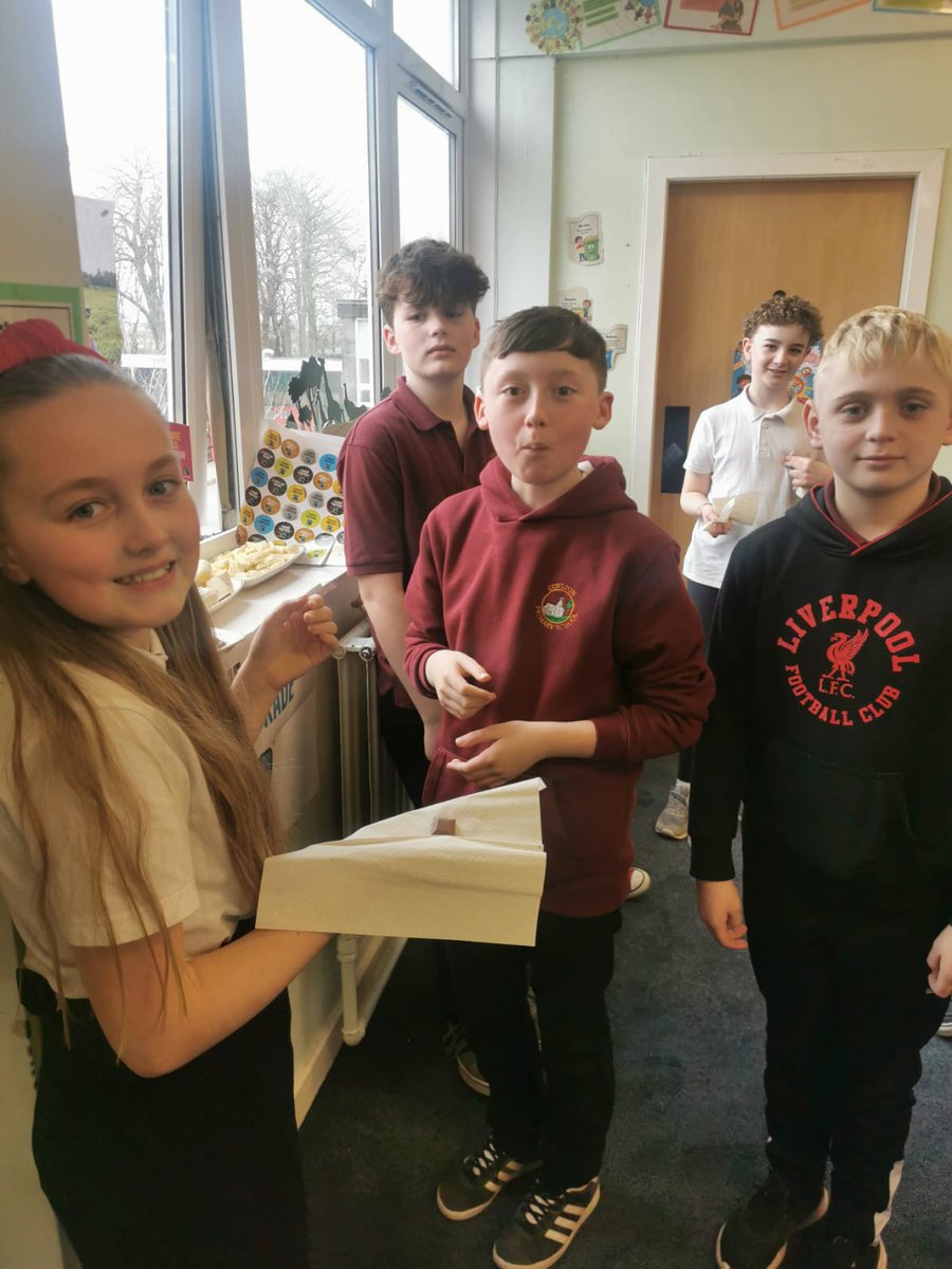 Julie Coop tweet media