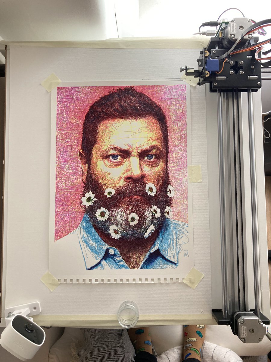 fernandes_s_m's tweet image. Portrait of Nick Offerman made with BIC pens and using my @idrawpenplotter machine.
#idrawpenplotter #plottertwitter #drawingbotv3