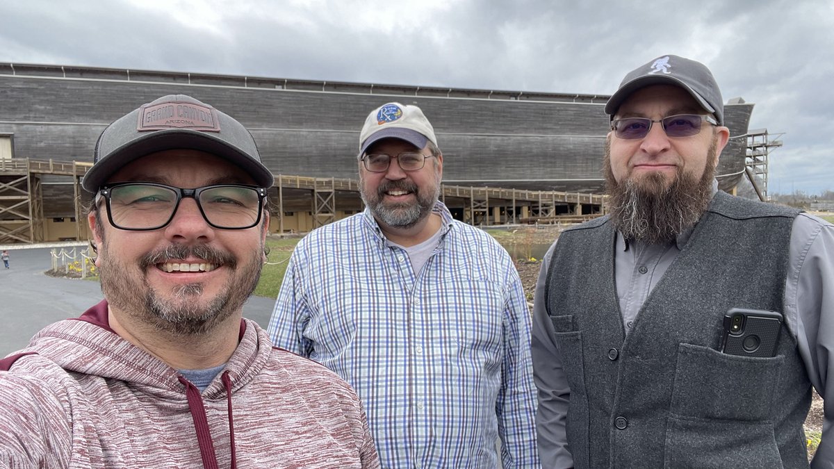 BrainyPixel's tweet photo. A few more pics from our days at #TheCreationMuseum and #TheArkEncounter: #blessedtrip & #phenomenalplace @AiG https://t.co/uzRWSHhf8F