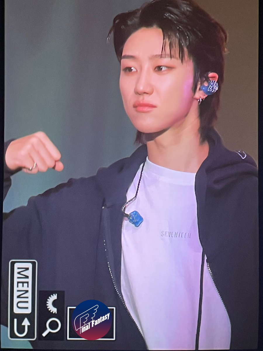 230311 캐럿랜드 디에잇 

✌️✌️✌️

#XUMINGHAO #서명호 #디에잇 #세븐틴 #徐明浩 #SEVENTEEN #ディエイト #ミンハオ
