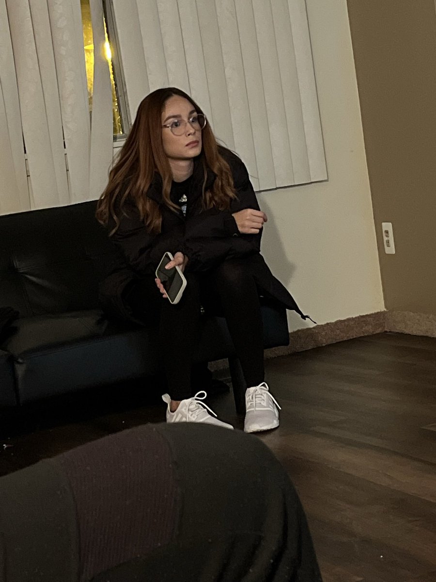 Papi_nessy's tweet image. “I’m not laughing….I’m not”😐