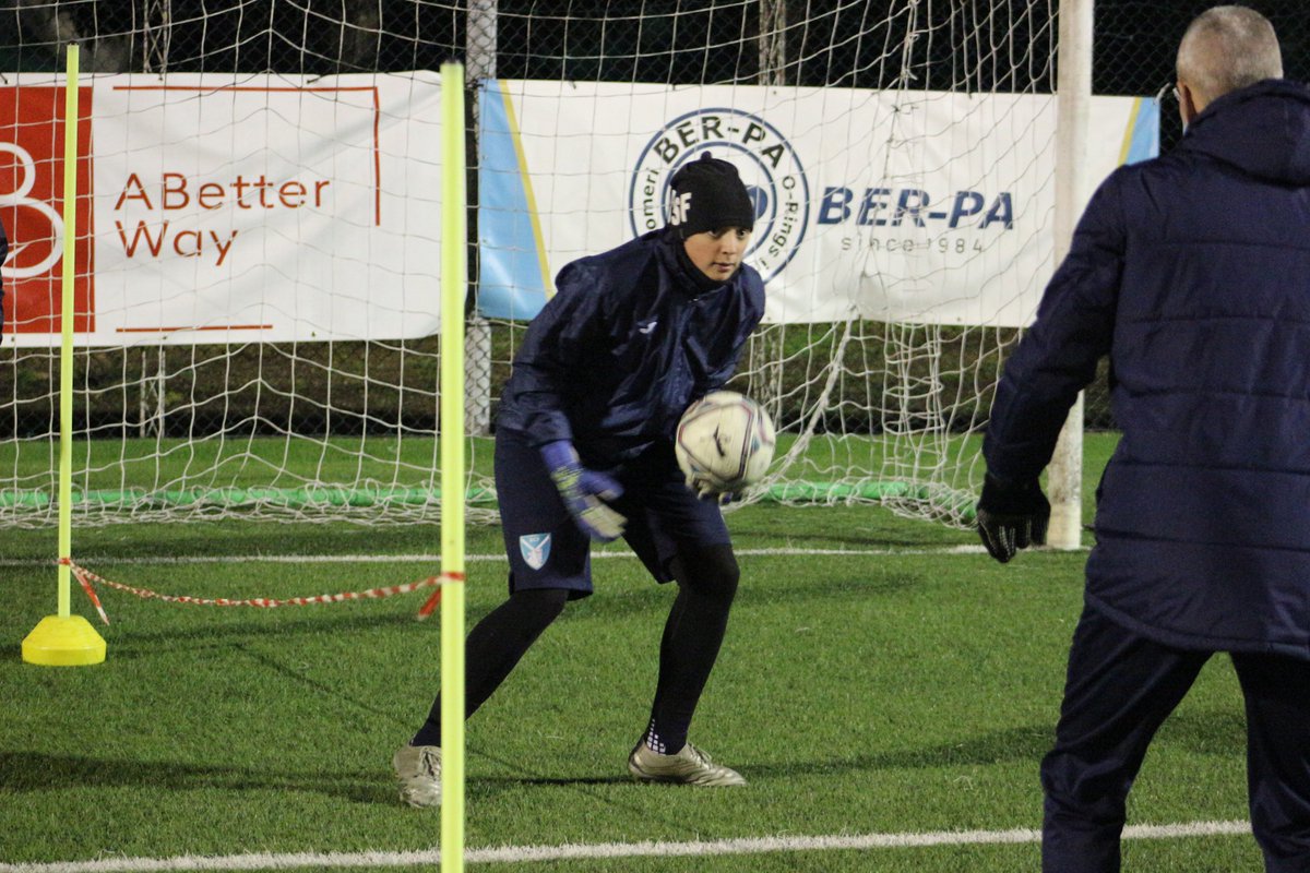 📄 E' online sul nostro sito il pregara di #BresciaSanMarino

🔍 Designazione arbitrale, dove seguire il match in diretta e le dichiarazioni di mister Seleman

👉 bit.ly/BCF-SMarino-Pr…

#LaStoriaContinua #BComeBrescia #DiventaIlTuoSogno #SerieBFemminile #CalcioFemminile
🦁⚪🔵