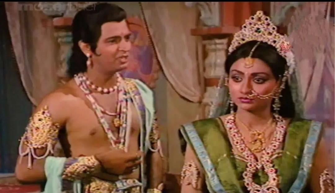 Govindrajkumar_'s tweet photo. सीता की पूजा जग ने की , 
उर्मिला का दुख किसने जाना? https://t.co/H4Xq9AlxLG