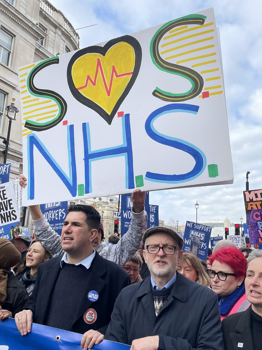 paulapeters2's tweet image. #NHSSOS 

 NHS Demo in central london today