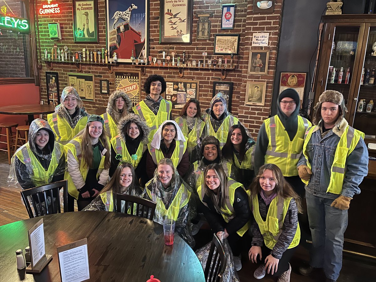 CollegeCoachTJ's tweet photo. TJ NHS is cheering on the Shamrock Shufflers on the 100 block this morning! @TJHighSchool_CB @712Initiative https://t.co/8MCHqHcqN6