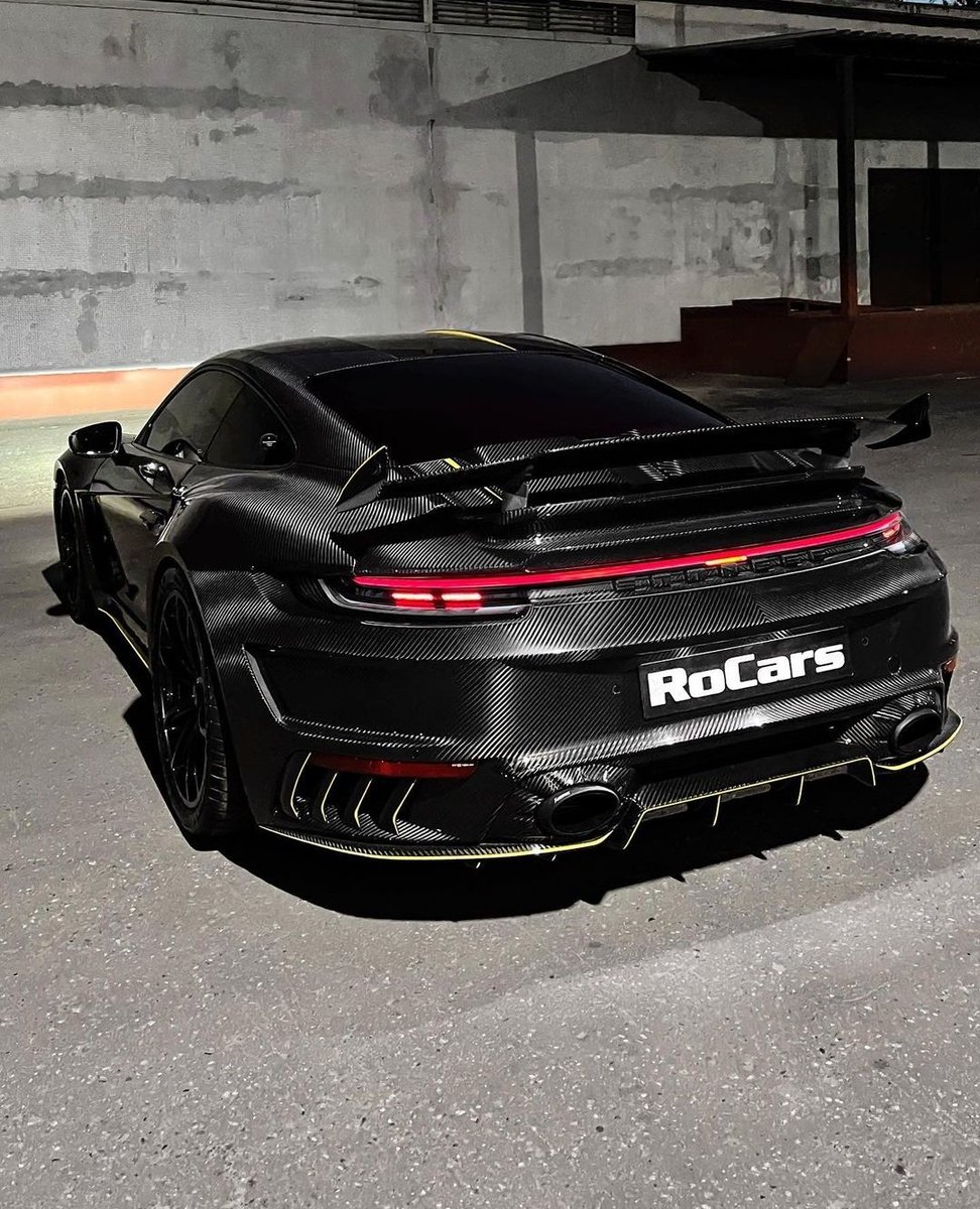 WorldWideCarsTM's tweet photo. All black Porsche 991 Stinger GTR Limited Carbon Edition 👀 https://t.co/ryBI1NsUsC