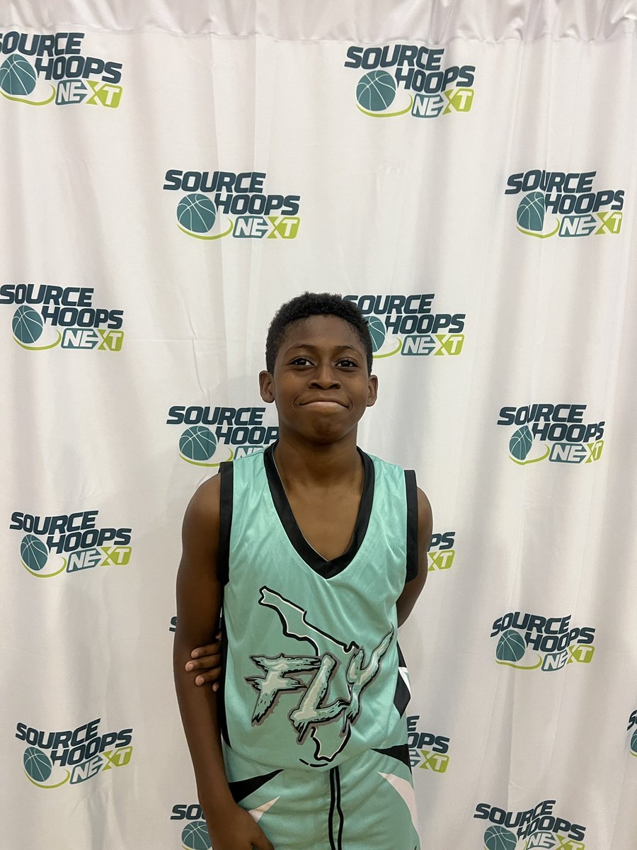 SourceHoopsNEXT's tweet image. Zaharia Williams (Team Fly 4th grade) stepped up with 12pts in an early game win.