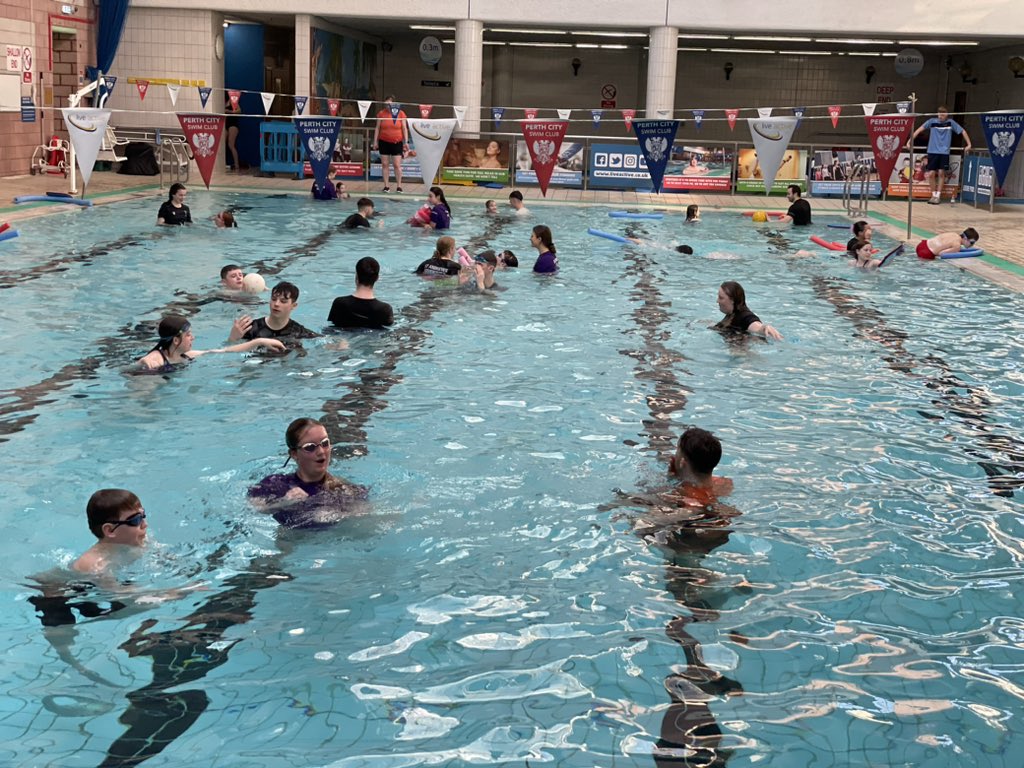 SDS_sport's tweet photo. We’ve had a great time at day 2 of our Tayside Parasport Festival #BeActiveBeWell
Fun sessions of kayaking with @scottishcanoe & Perth Canoe & swimming with @DundeeCAquatics & @ScottishSwim
Thank you to the amazing students from @dundee_angus & DCA for their support in the water https://t.co/IG7AdcvRPC