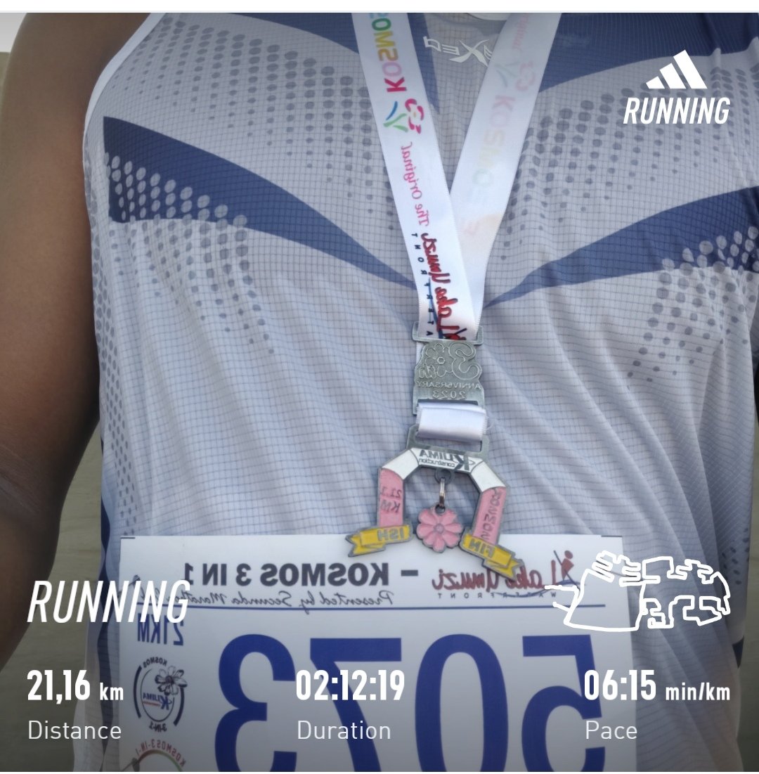 mphagadk's tweet photo. Sub 2:15 bus safely landed on time #Kosmos3-in-1, driven by @zamalekhula thank you leader, much appreciated.
Team @RunningWithTum1 present✅
#RunningWithSoleAC
#RunningWithTumiSole https://t.co/U3zjOQorZ9
