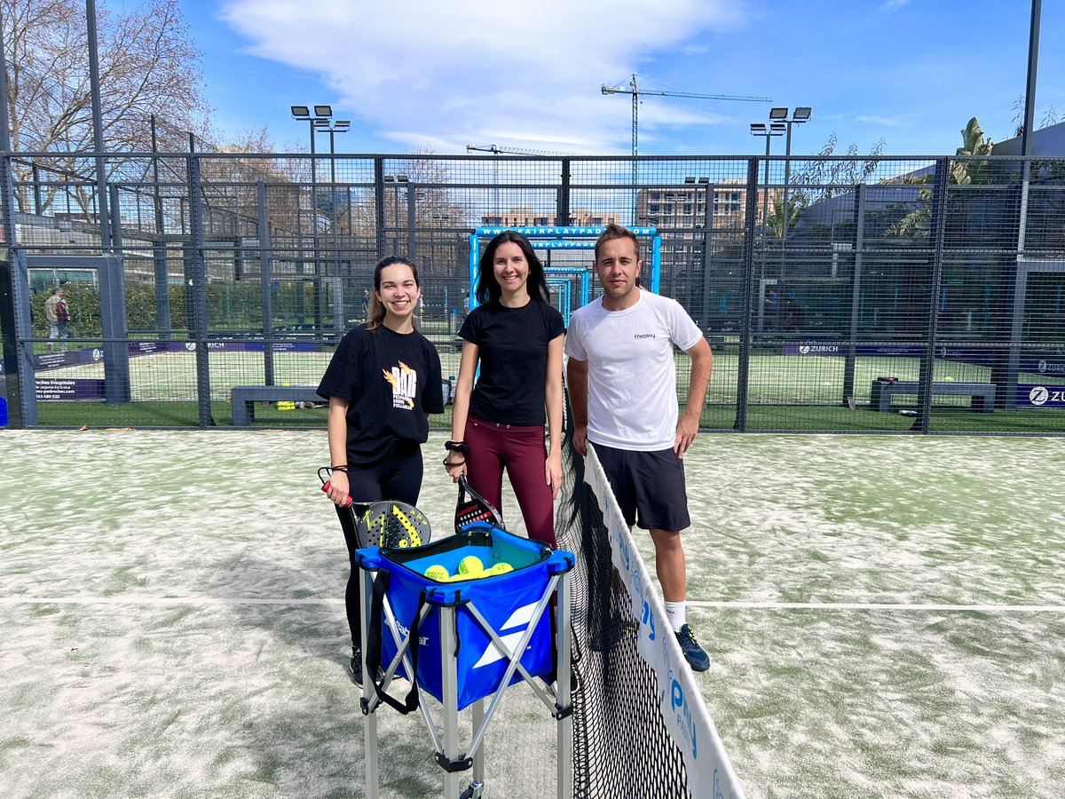 Qué gusto ver como evolucionan nuestr@s alumn@s‼️
Hoy nos hemos fijado en 1 grupo formado por Natalia e Inés con nuestro gran monitor @josevallecanales, muuucho nivel 👌
fairplaypadel.com
#padelfun #padelpeople #padeltime #lovepadel #escuelafairplay #clasespadel