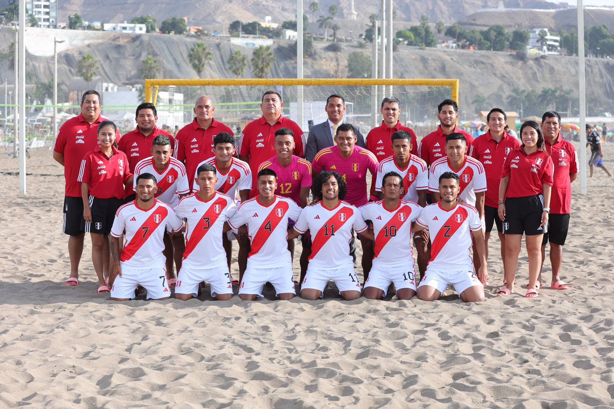 Llegó el día del debut. Nuestra Selección Peruana enfrenta a su similar de Ecuador en el inicio de una nueva edición de la Copa América de Fútbol Playa. El partido comienza al mediodía y va por DirecTV Sports. @cpmdeportesperu