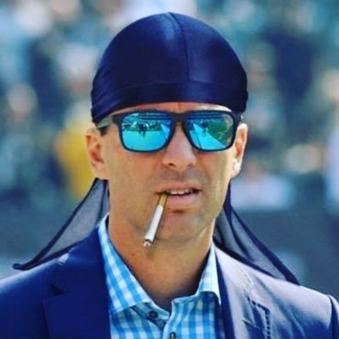 BoltVill714's tweet photo. #NewProfilePic #HesBackBitches #TimeToGoShopping Zaddy could use a new CB..ahem Jalen Ramsey or maybe another Edge like, Frank Clark? And while you're at it, some O-line depth pieces would be nice. BUT first! Resign Pipkins and Tranquil like yesterday! #Chargers #TomTelesco #DHBC https://t.co/ApMt2Qnstr
