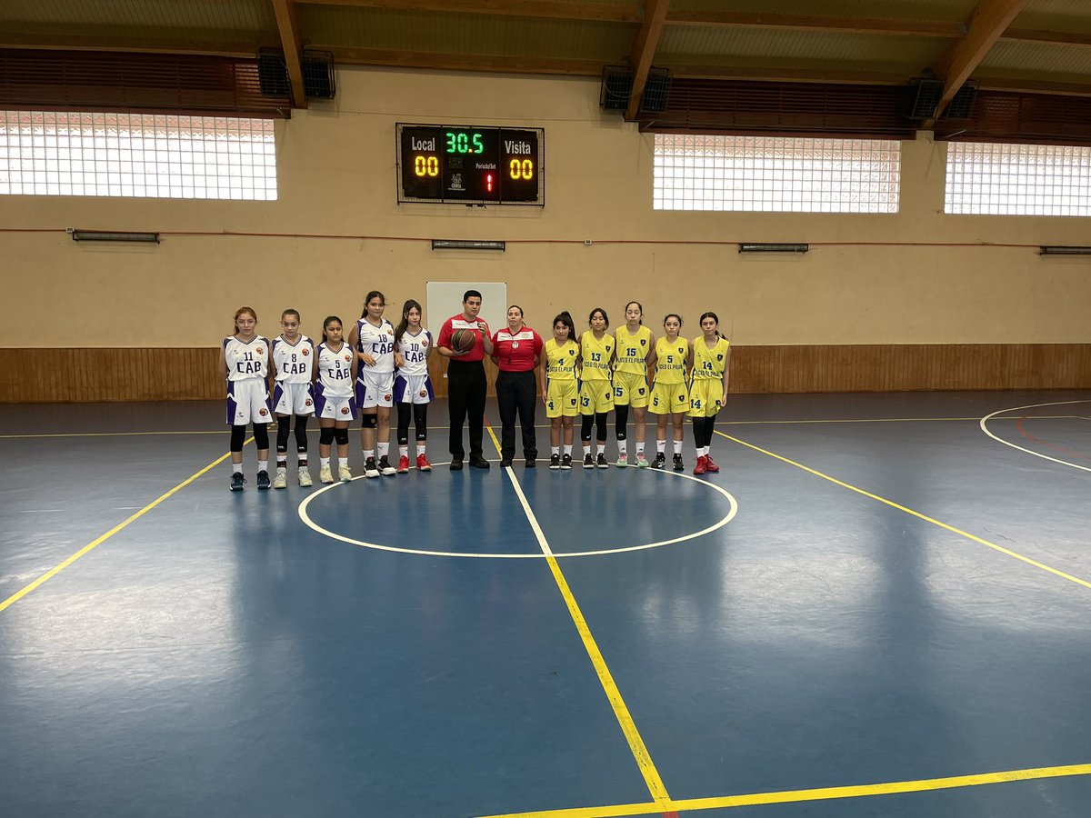 Femisur realiza un minuto de silencio por el sensible fallecimiento de quien fuera secretario de <a href="/ChileFeba/">Federación Básquetbol de Chile</a> Sr. Juan Carlos Acuña Ibacache (Q.E.P.D) <a href="/iranarcos/">Iran Arcos</a>