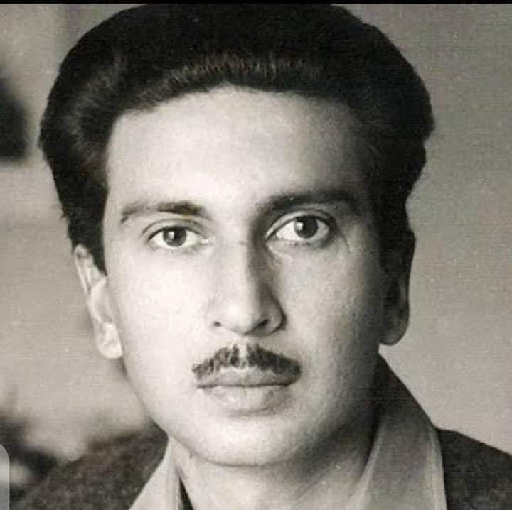 Mehransherpaoo's tweet photo. سابقہ گورنر شہید وطن حیات محمدخان شیرپاؤ کے نقش قدم پر چل کر ان کے مشن کو آگے بڑھانےلئے ملی رھبرآفتاب احمدخان شیرپاؤ سیاسی میدان میں قومی وطن پارٹی کے فلیٹ فام سے مصروف عمل ہے ۔
#QWP 
@AftabSherpao 
@SikandarSherpao 
@QWP_PK https://t.co/lQhQitEzRc