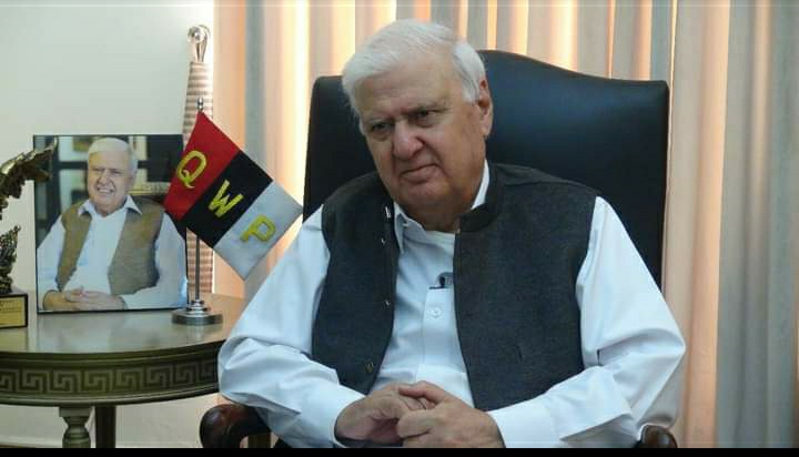 Mehransherpaoo's tweet photo. پختون قوم کی ترقی اور صوبہ کے لئے جتنے بڑےترقیاتی منصوبے آفتاب احمدخان شیرپاؤ اور سکندر حیات خان شیرپاو نے کئےتھے آج تک کسی نے نہیں کئے جس پر پارٹی کے ہر کارکن کا سرفخر سے بلند ہے۔
#QWP 
@AftabSherpao 
@SikandarSherpao 
@QWP_PK https://t.co/XxbAc8a1jo