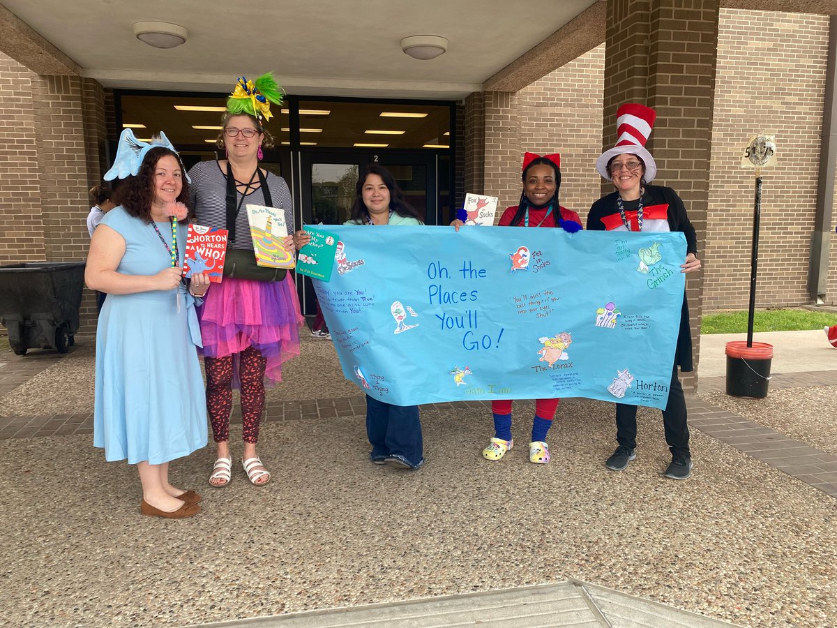 ICS Sped team for character day! #the world of Dr. Seuss! <a href="/TrenaGrice/">Peyton Grice</a> @ldomeaux1 @APKarenaJarvis <a href="/EppsIslandKISD/">Epps Island</a> <a href="/KleinISD/">Klein ISD</a>